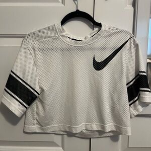 nike crop top poshmark